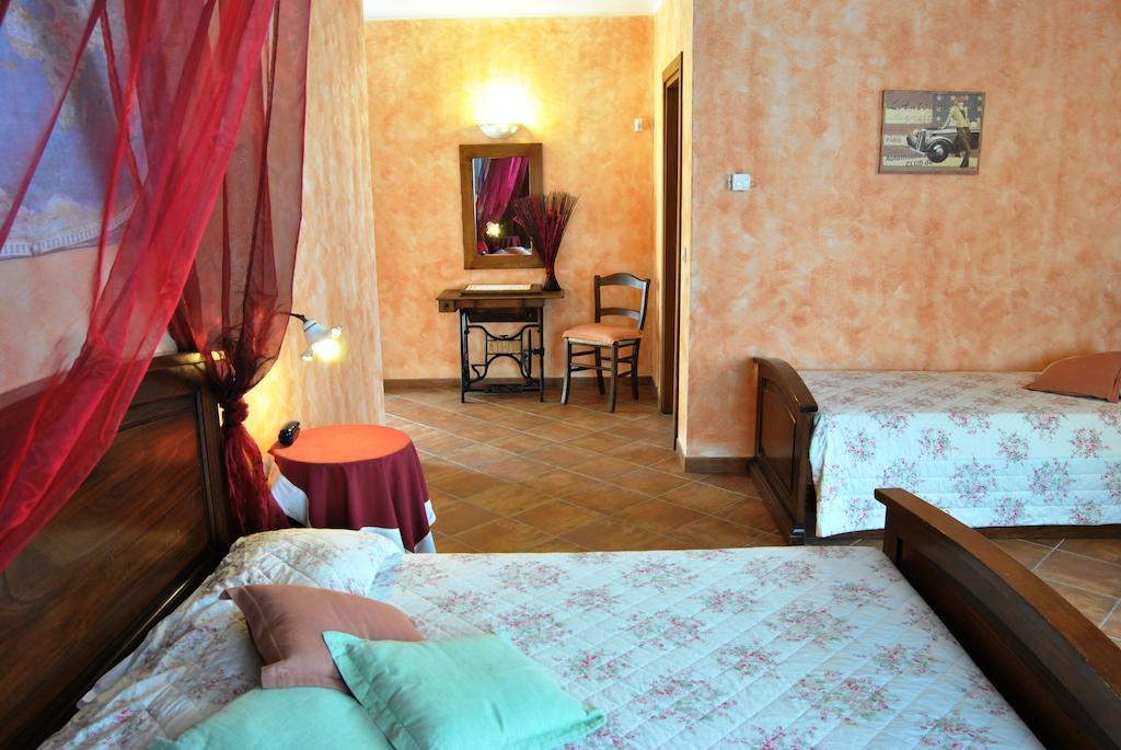 Le Macine Del Confluente Bed & Breakfast Badalucco Exterior photo