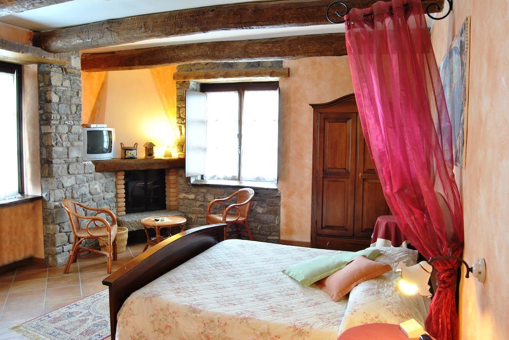 Le Macine Del Confluente Bed & Breakfast Badalucco Exterior photo