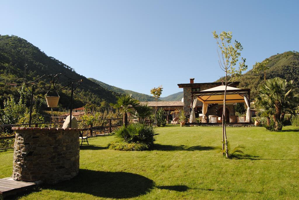 Le Macine Del Confluente Bed & Breakfast Badalucco Exterior photo